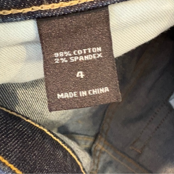 VS Low Rise 5 Flare Dark Denim Jeans Wmn’s Sz 4 Victoria’s Secret - Picture 8 of 10